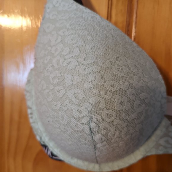 Victoria's Secret PINK Push Up - Picture 4 of 13